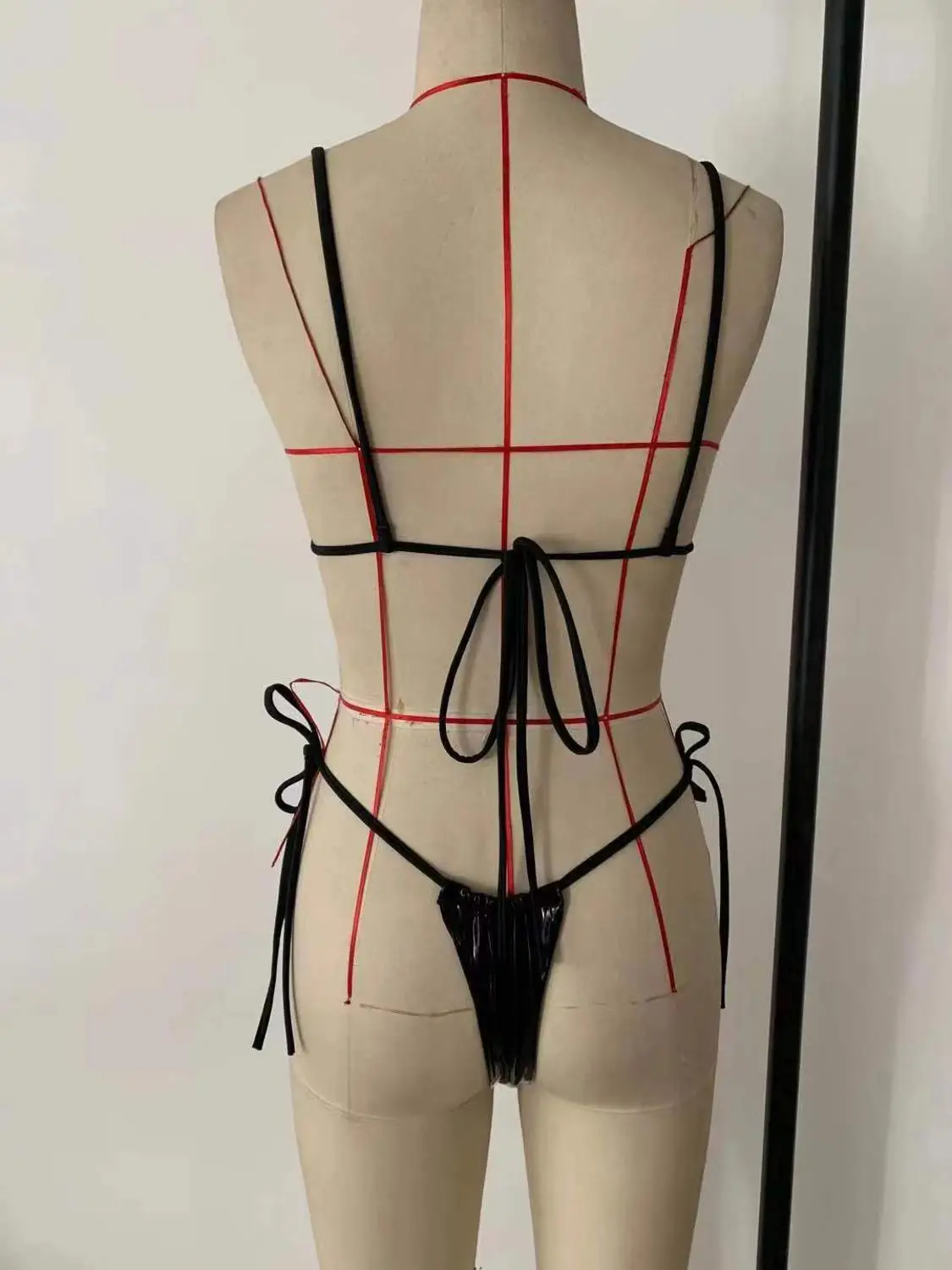 Черный сексуальный купальник Женские стринги бикини 2020 новый комплект с