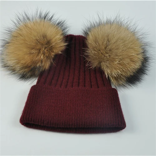 Wine red natural fur Женская зимняя шапка с двойным меховым помпоном, женский шерстяной съемный меховой вязаный шарик, Шапка-бини с 2 натуральными цветными помпонами из меха енота - Цвет: Wine red natural fur