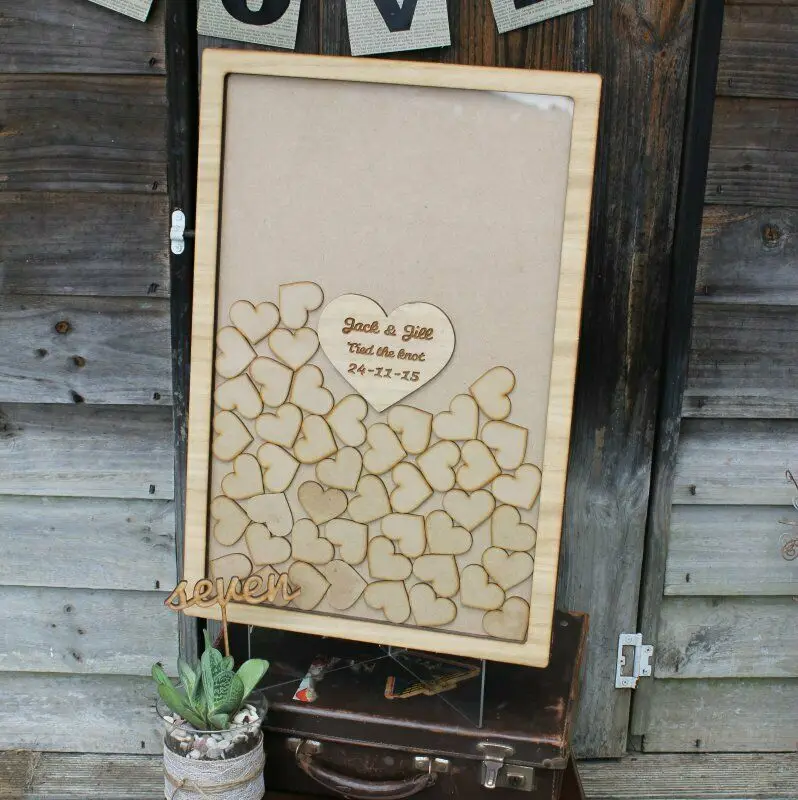 Уникальная свадебная книга с деревянной рамкой на заказ 3D сердцами