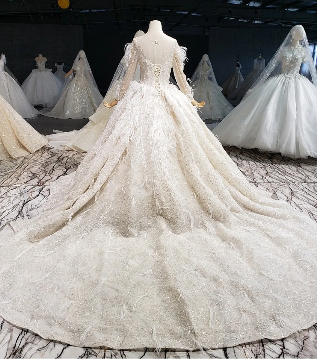 Boho Свадебные платья с круглым вырезом и длинными рукавами свадебные перьями