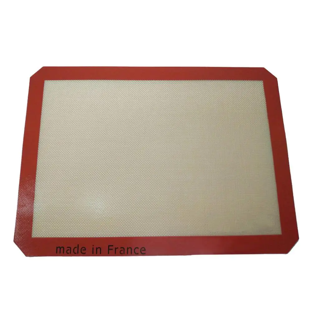 Красный коврик для приготовления пищи пирамида посуда выпечки противень