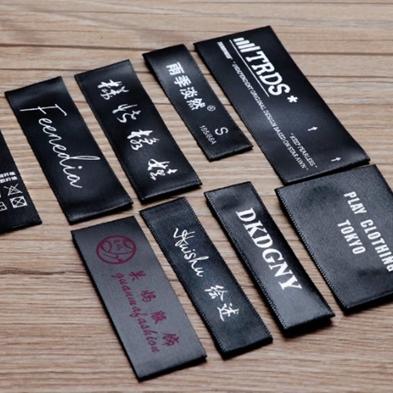 Новый стиль печати этикетки Пользовательские швейные с собственным логотипом на