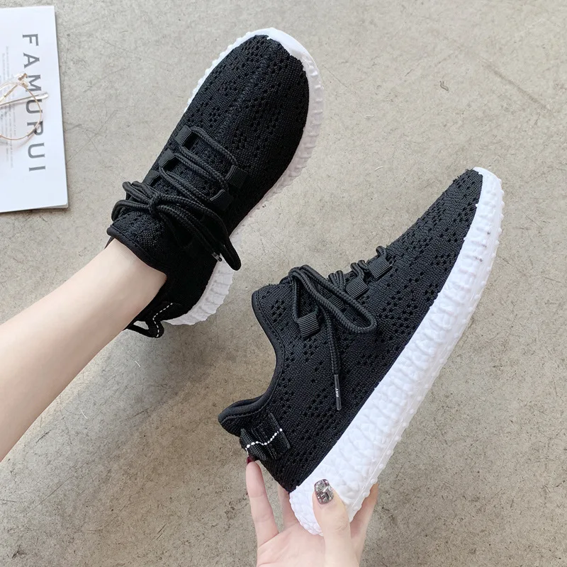 Женские кроссовки на плоской платформе дышащие повседневные шнуровке с низким