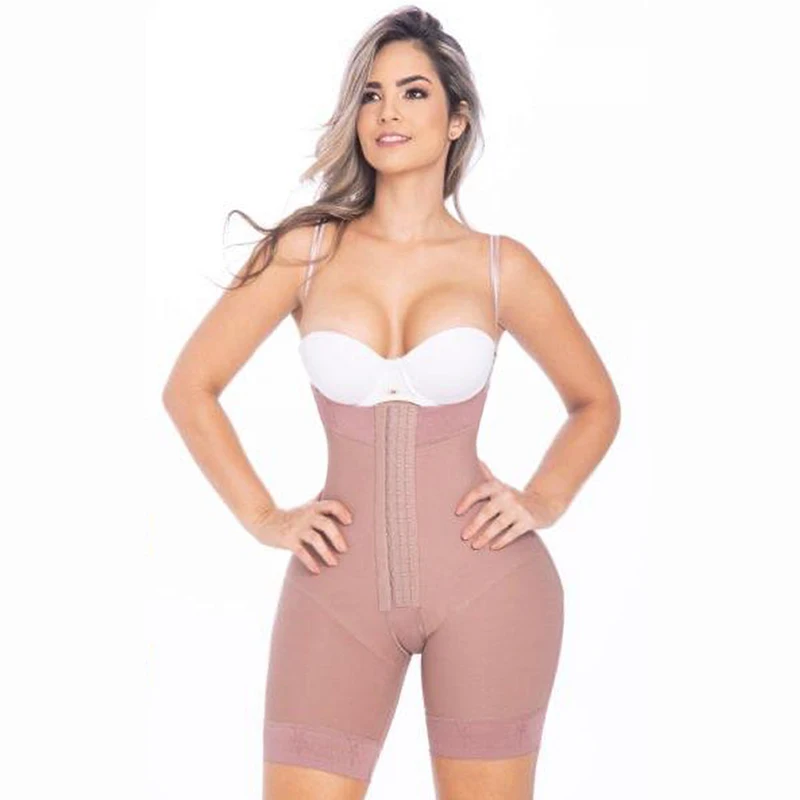 

A Comfy Shaping Jumpsuit Flatten Abdomen Waist and Hips Three-breasted Front Closure Full Body Shapewear Hgh Waist Fajas