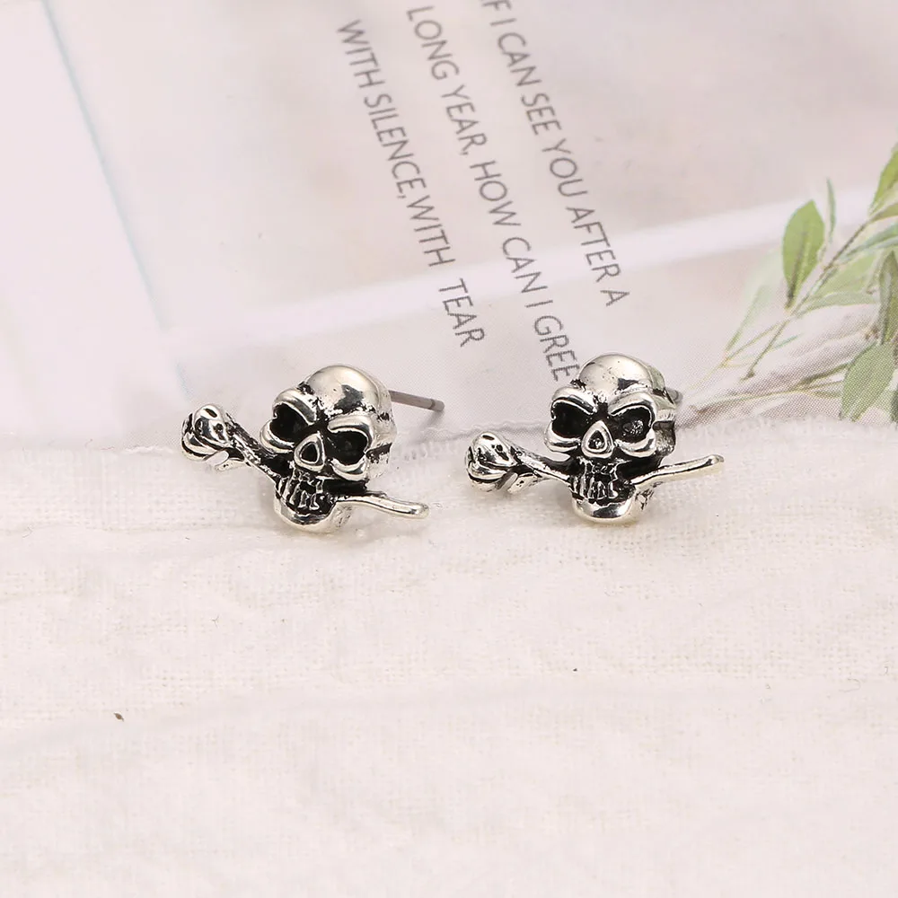 

Gothic Punk Skull Shape Stud Earring For Women Men Biker Hip Hop Rock Party Club Accessories Street Culture Earring
