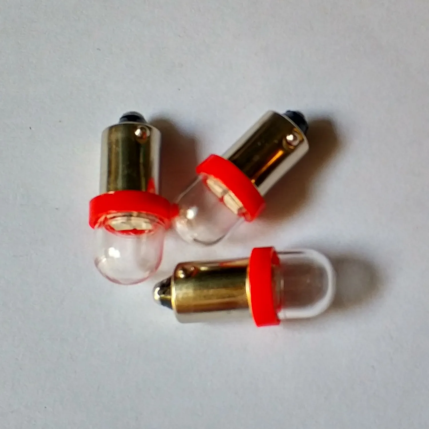Смесь цветов AC 6,3 V Ba9s 2 SMD 3528 Светодиодный светильник для игры пинбол машины ясной крышкой 6v
