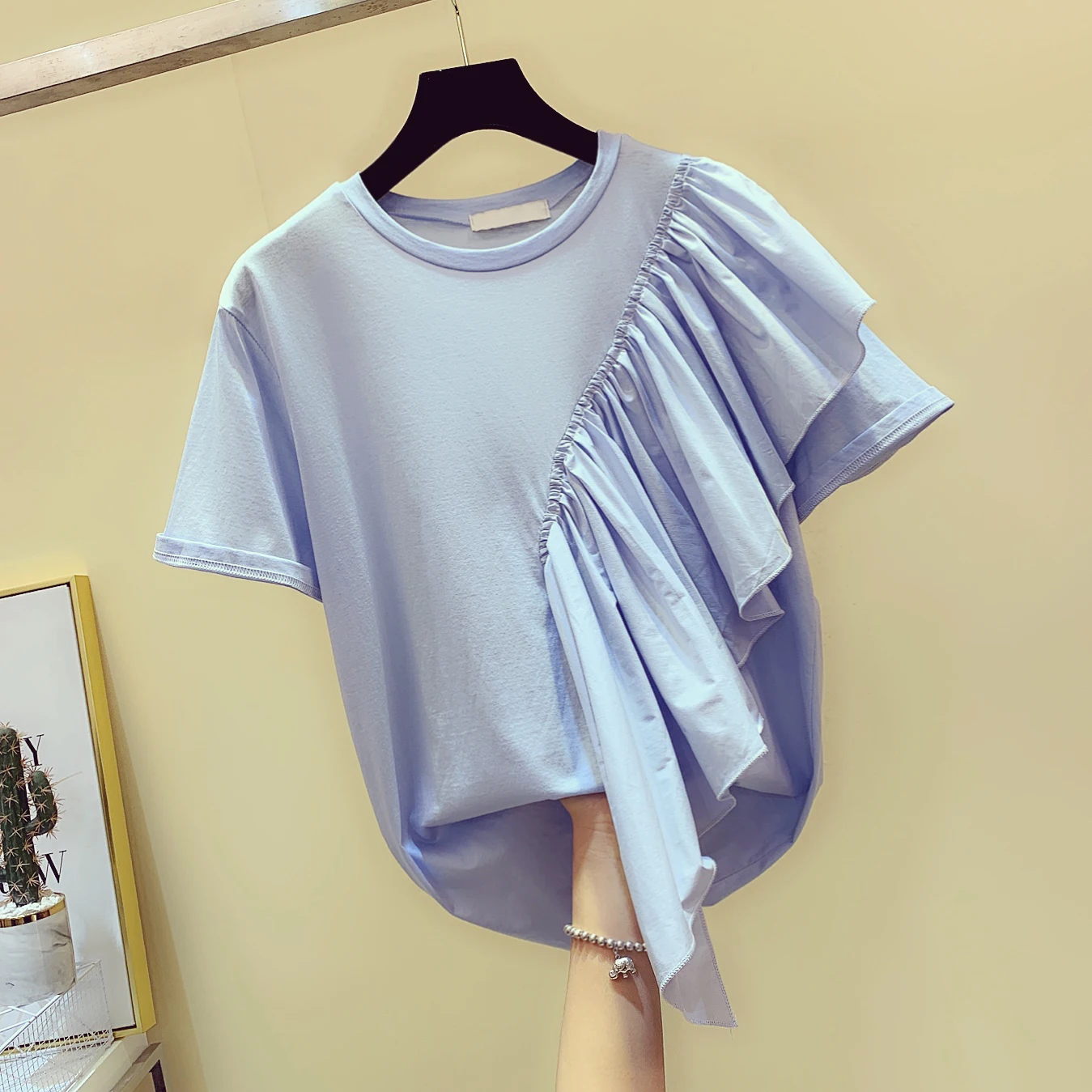

Ruffles Patchwork Women T-shirts 2021 Summer New O-neck Irregular Solid Office Lady Elegant Pulls Tops Tees Top Quality