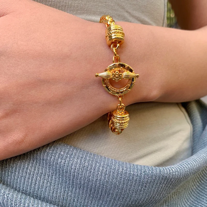 

Timeless Wonder Stunning Geo Toggle Chained Bracelet Women Jewelry Punk Goth Boho Trendy Kpop Runway Designer Top Ins Rare 5126