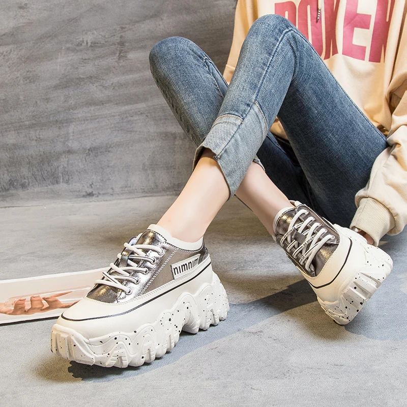 Ulzzang/Женская обувь визуально увеличивающая рост Женские кроссовки на платформе