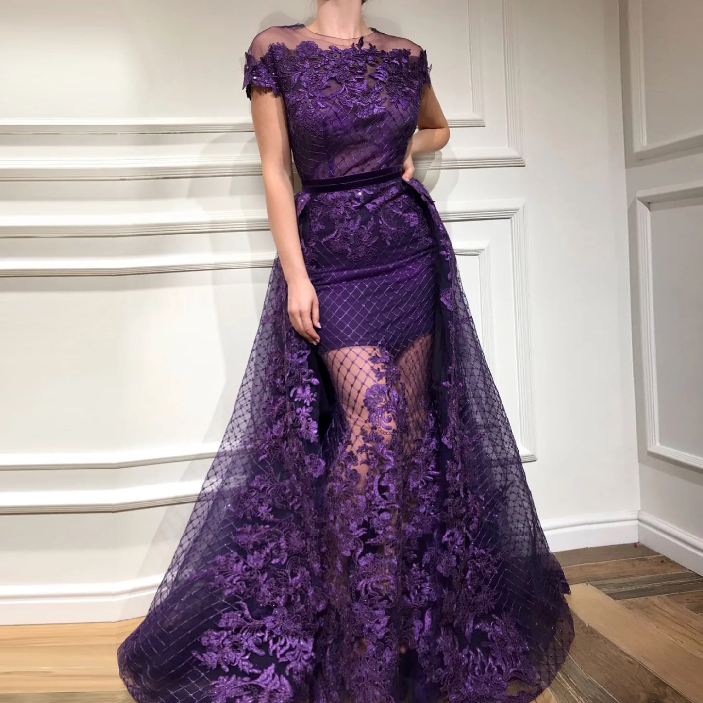 

Gorgeous Overskirts Evening Formal Dress Purple Lace Applique Abendkleider Short Sleeve Prom Gown Pageant Dress Detachbale Train