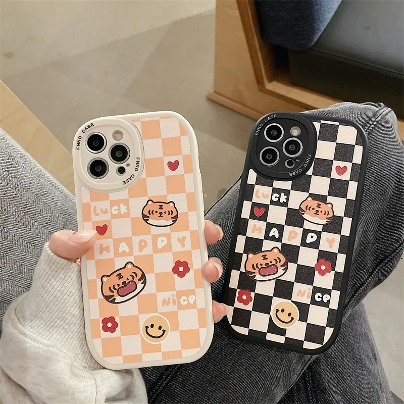 

Cartoon Cute Smiley Tiger Lattice Fashion Colorful Soft Case For iPhone 13 12 11 Pro XS Max X XR 7 8 Plus Shockproof Cover Girl