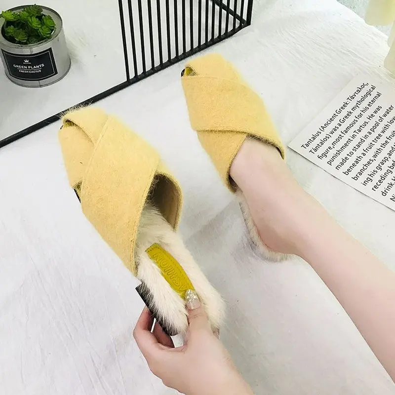 Модные женские шлепанцы Блестящие с искусственным мехом Женские сандалии