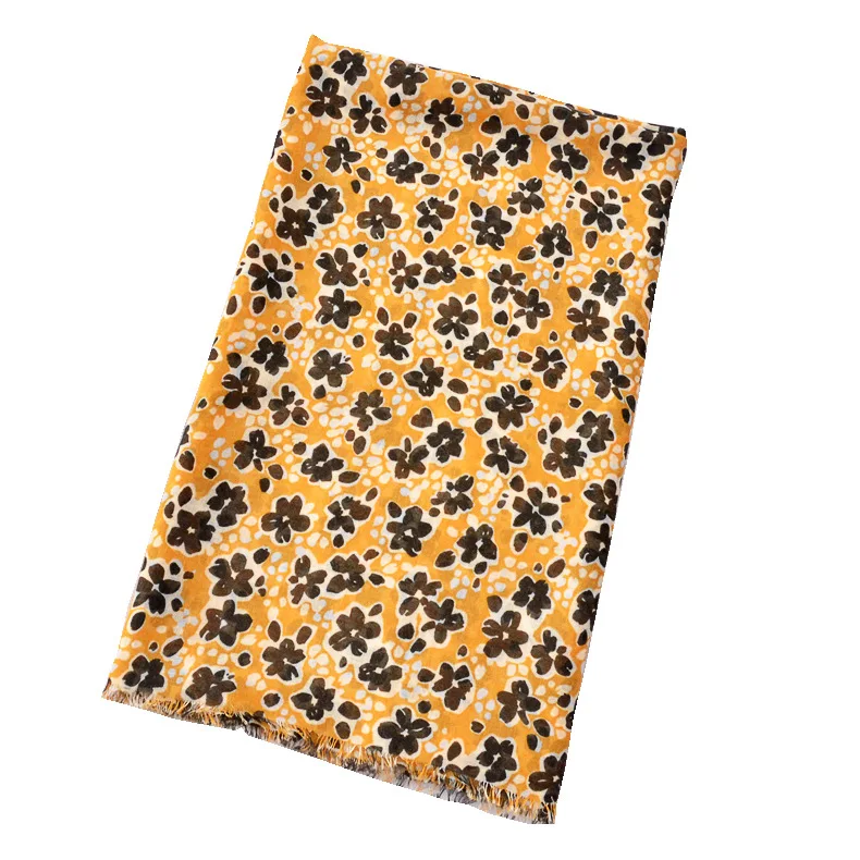 

2020 summer Autumn New Korean bronzing splash painting large feather printing cotton hemp scarf trend decoration sunscreen shawl