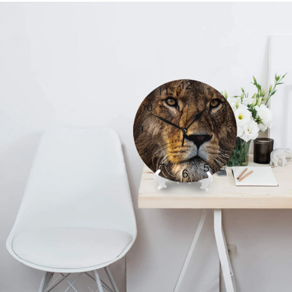 Настенные декоративные часы цифровой циферблат с цифрами и львами беззвучные