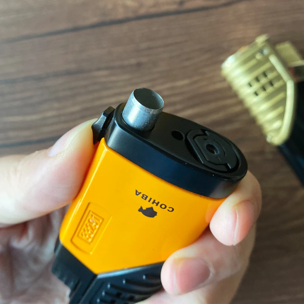 Сигаретная табачная зажигалка 3 фонарь ела струйное пламя многоразовые