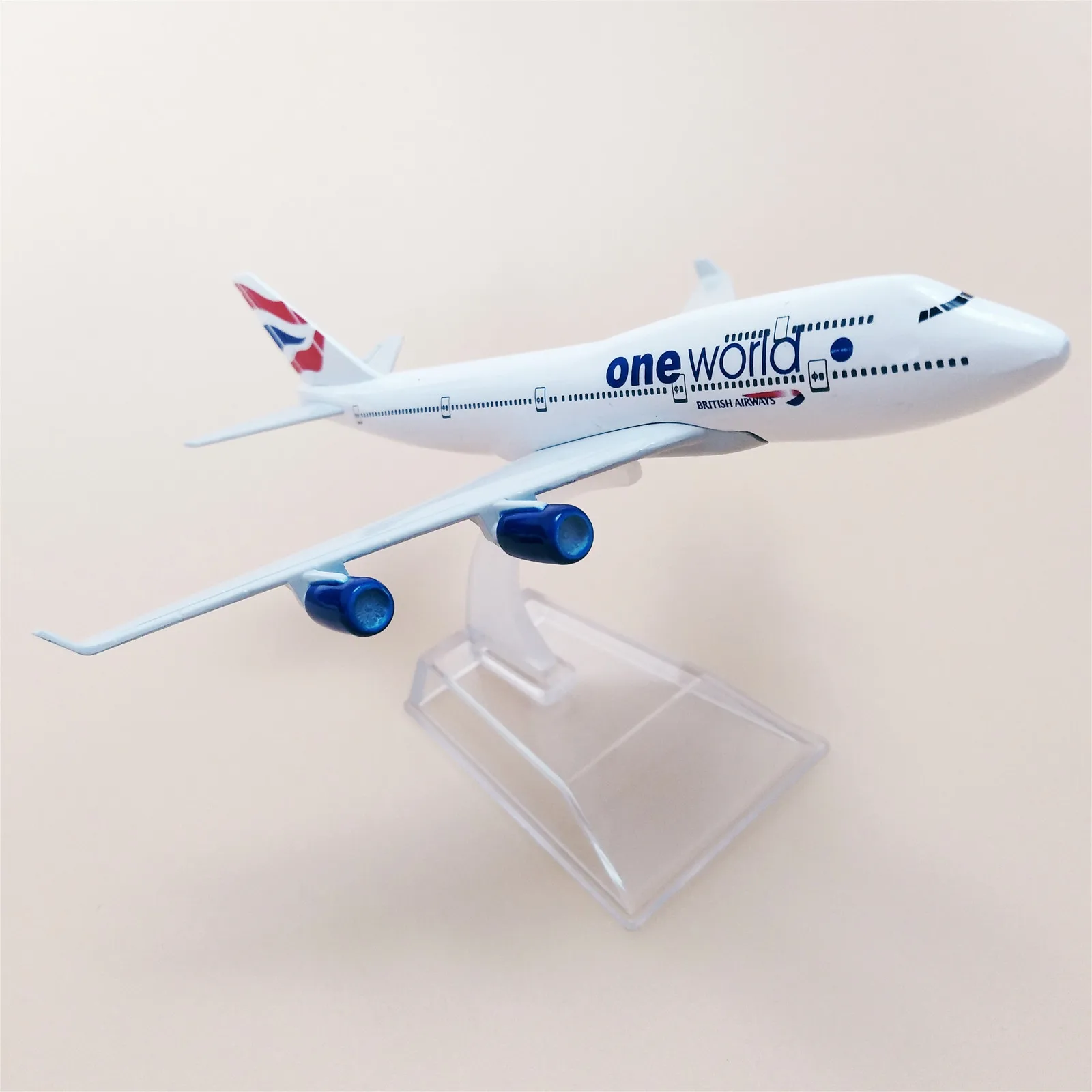Модель самолета из металлического сплава 16 см авиакомпания AIR ONE WORLD B747 Боинг 747