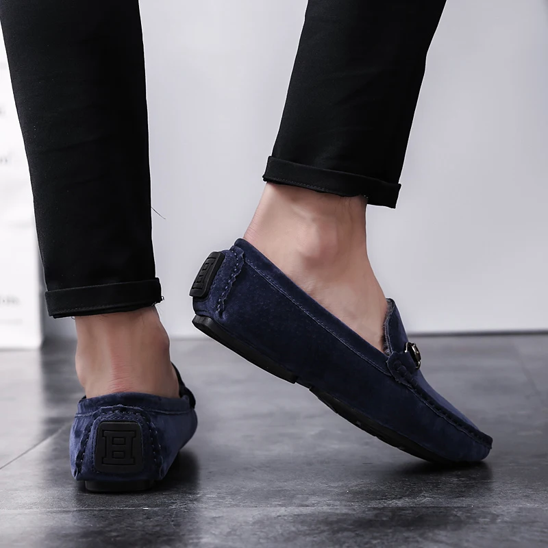 

New Arrival Men Casual Shoes British Style Comfortable Flat Men Shoes Slip-On Warm Men Driving Shoes Zapatos De Hombre Size38-47