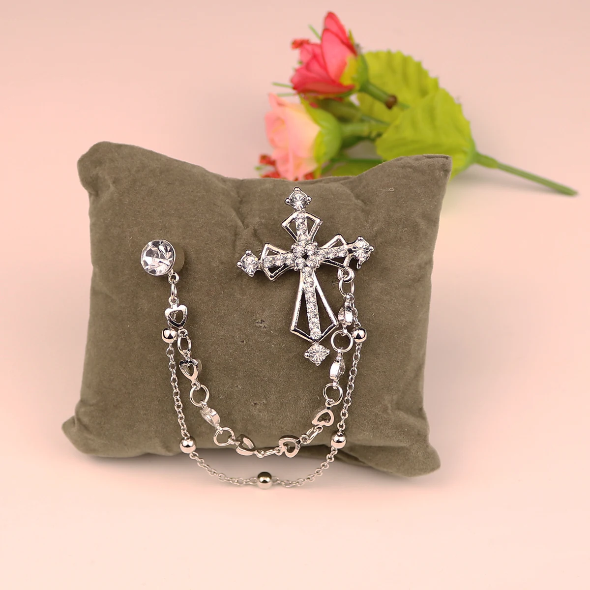 Я Remiel Новый британский стиль в форме Креста брошь с застежкой для мужских значок