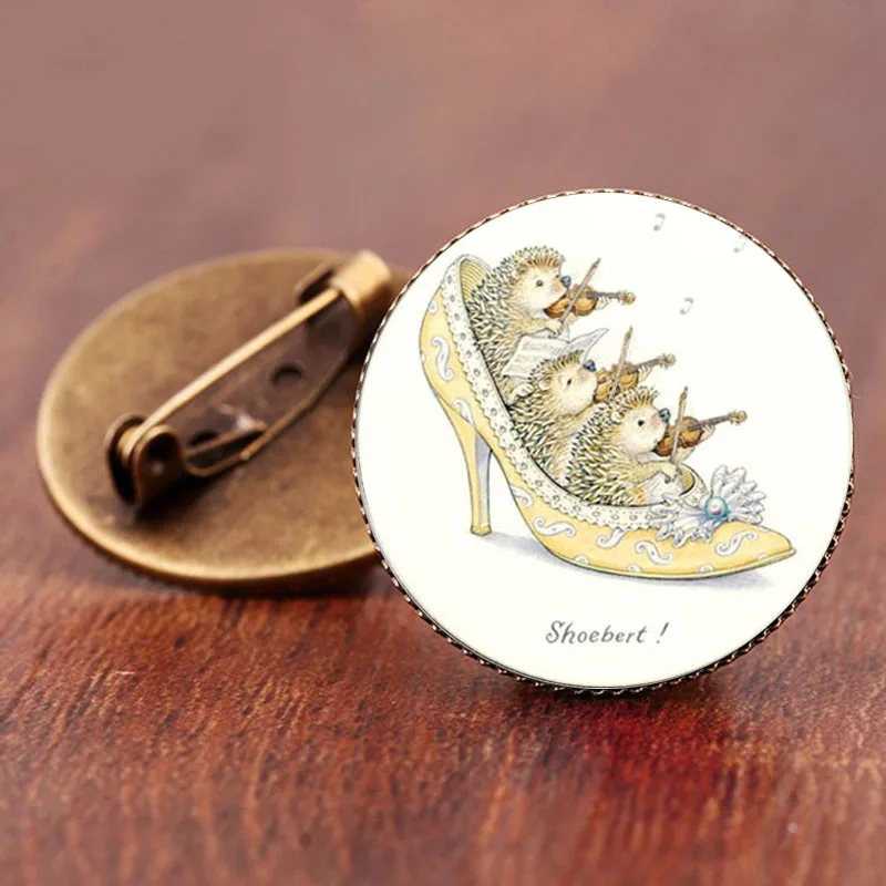 

New Vintage Hedgehog Brooch Cute Animal Pins Fashion Jewelry Brooches Antique Bronze Plated Collar Pin For Women Gift