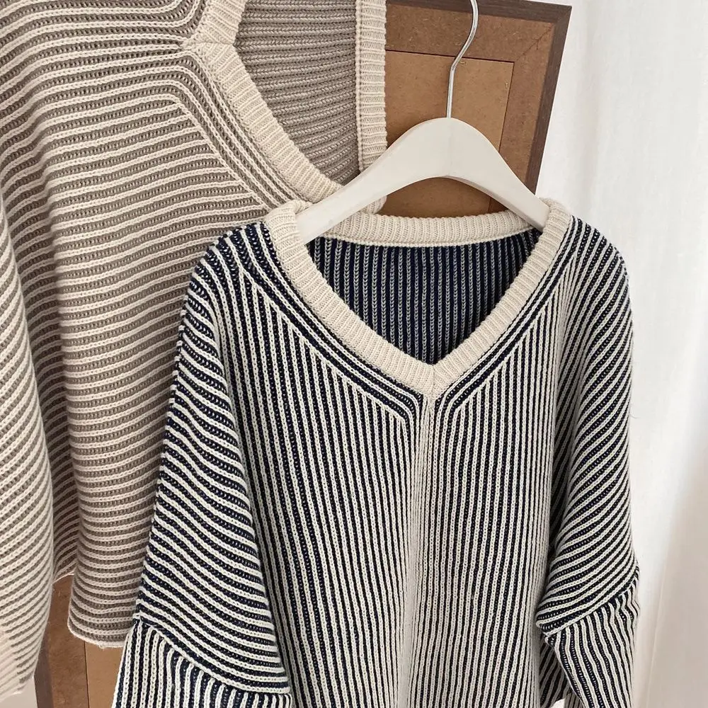 

Loose Bat Sleeve Pullovers Korea Simple V-neck Sweater Women Vertical Stripe Contrast Color Long Sleeve Knit Sweaters
