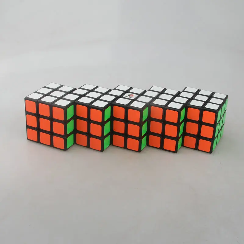 CubeTwist скорость кубический магический квадрат игра-головоломка черный обучающая игрушка головоломка Творческий день рождения безопасный ABS - Цвет: Бургундия