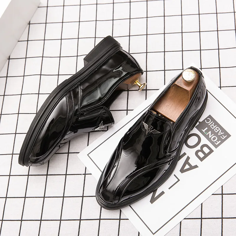 

New 2021 Men Casual Shoes Fashion Handmade Trend Gentleman Non-slip For Oxford Party Formal Men's Luxurious Wear-resistant