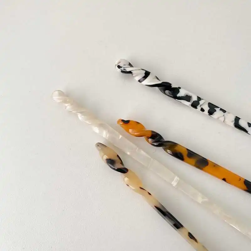 

hair stick tortie imprint chopstick hairpin bun 649c