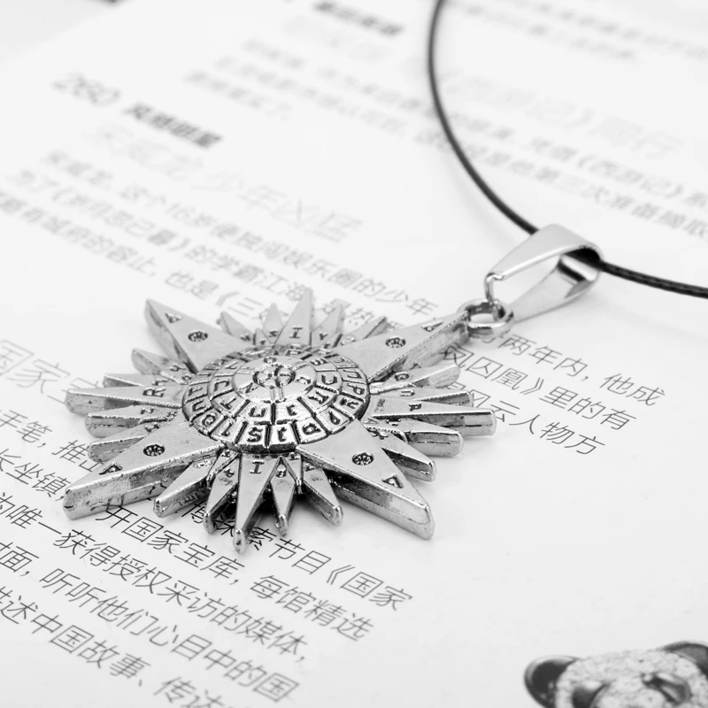 Аниме ожерелье ювелирные изделия черный Батлер Волшебный Массив D. Серый-мужской