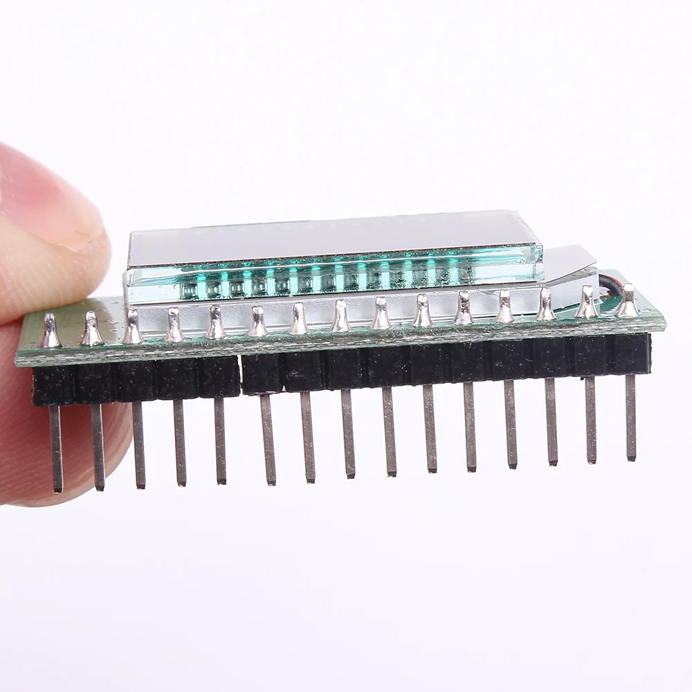 Digital Stereo FM Radio Receiver Module 76-108MHz Frequency Modulation DSP PLL Auto Storage Digital Noise Reduction DC 3-5V