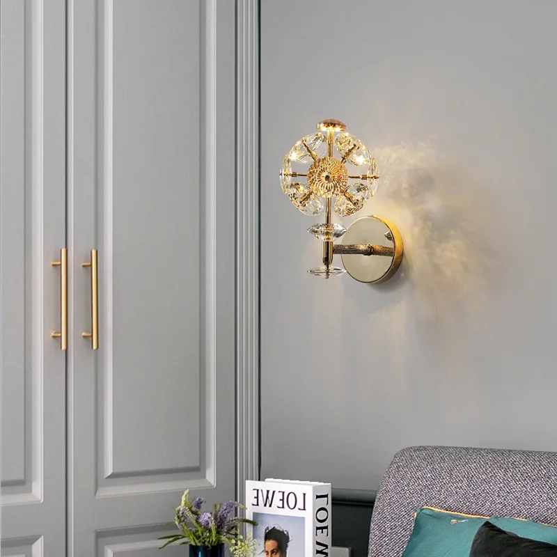 

Хрустальный настенный светильник для спальни в нордическом современном стиле, бра для гостиной, коридора, прикроватного столика, комнатное освещение для кабинета, отеля, крыльца, домашнее освещение