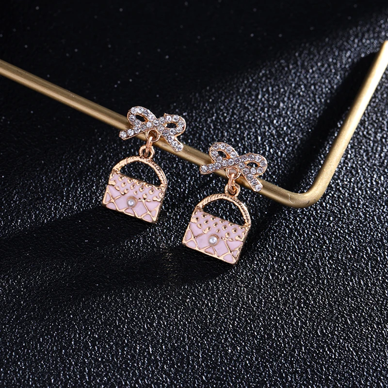 Маленькие ароматизированные жемчужные серьги в форме шляпы брендовые