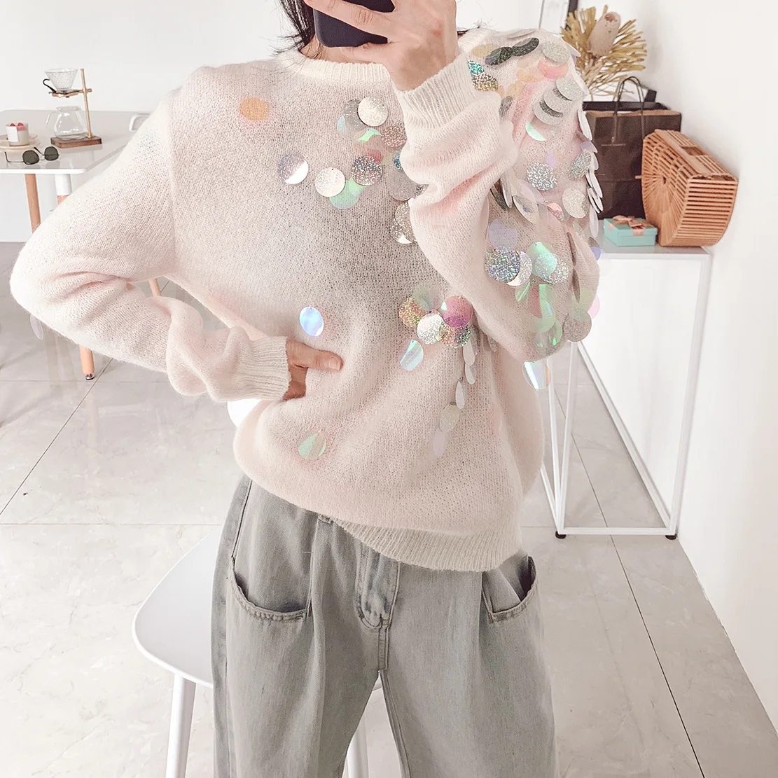 Женский трикотажный свитер в Корейском стиле с радужными блестками виде рыбьей