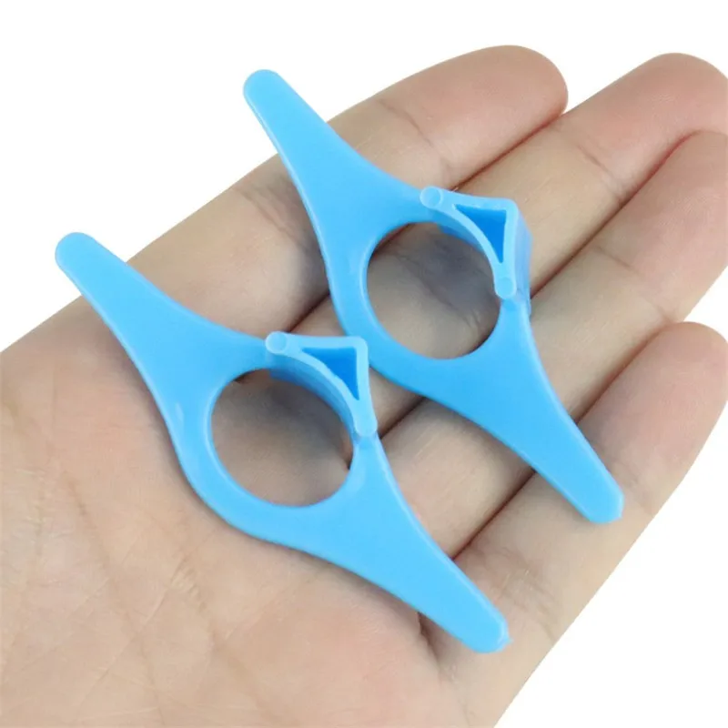 

Plastic Thumb Book Support Book Page Holder Marker Convenient Bookmark School Office Supplies Book Thumb Holder