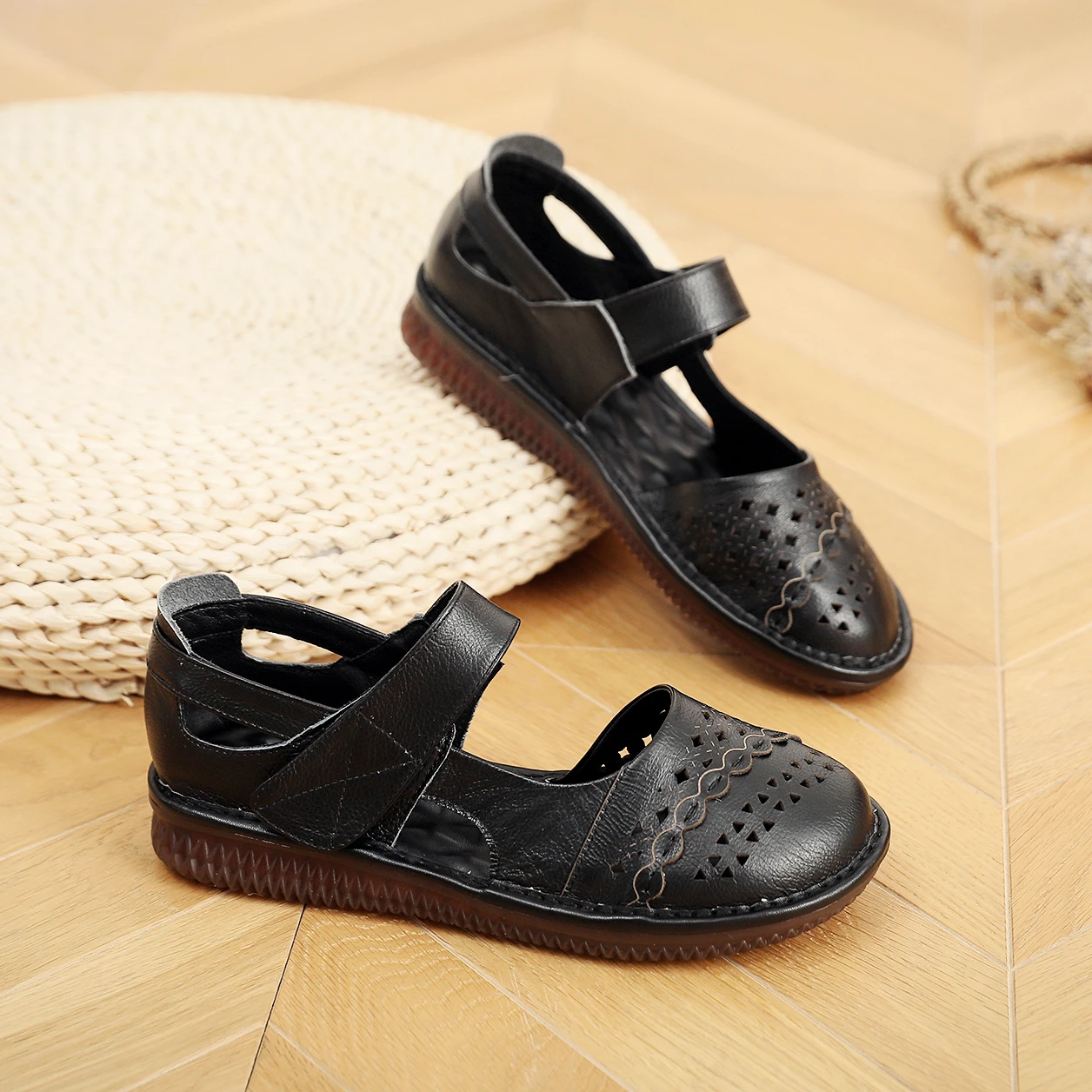 

Summer Women's Shoes Leather Gladiator Sandals Women Solid Round Toe Genuine Leather Women's Sandals Sandalias Mujer