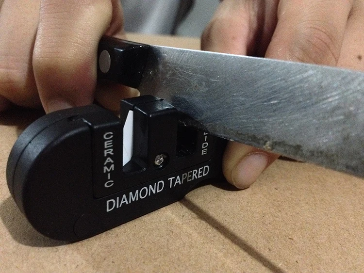 

4 in 1 portable sharpening tool Multifunctional outdoor portable tungsten steel cutter grinder