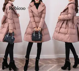 Куртка женская зимняя трапециевидная на хлопковом подкладе с большим бантом