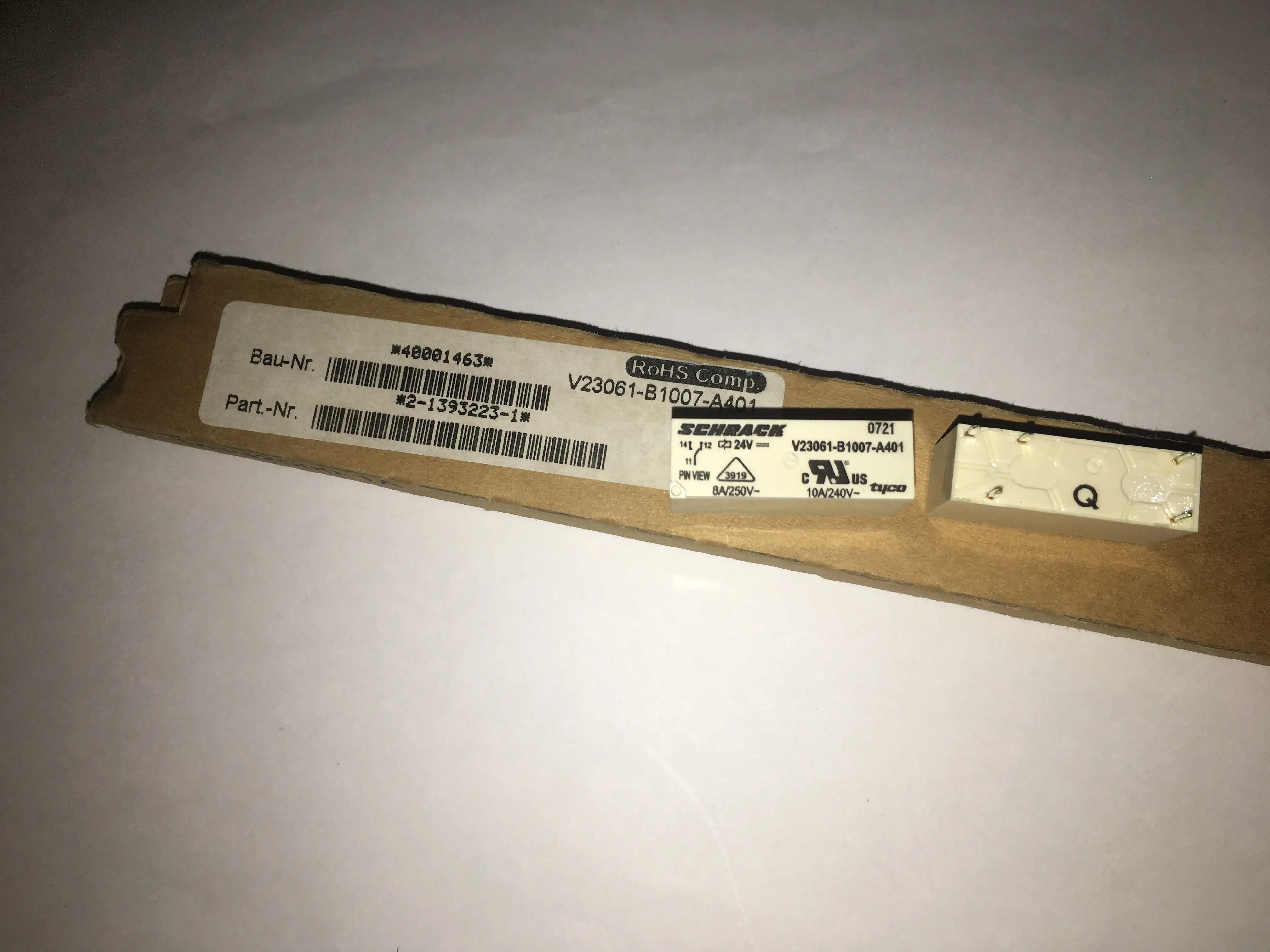 V23061-B1007-A401 Новые