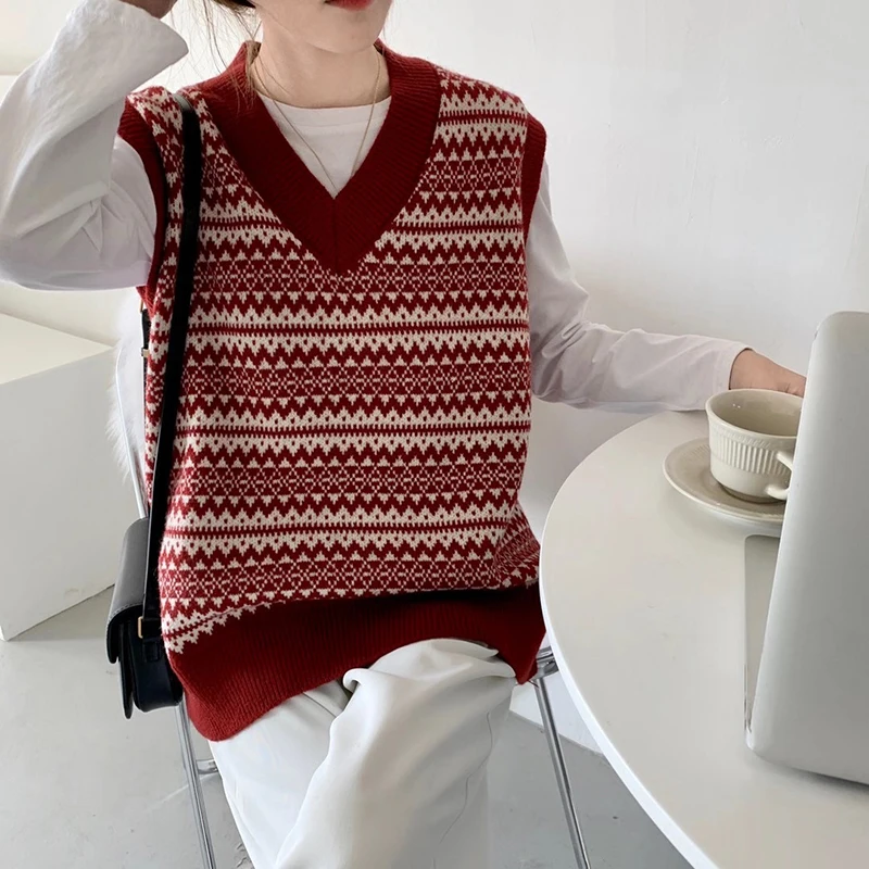 

Vintage Loose Striped Knitted Sweater Vest Women Sleeveless V-neck Pullover Tops Korean Casual Chic Female Jumpers Vest 2021