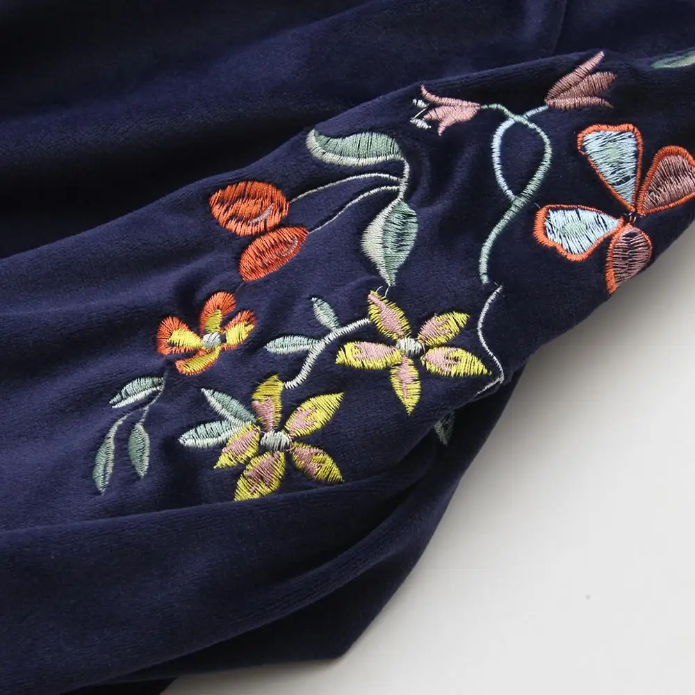 Весенне-осенняя одежда больших размеров новый костюм для спорта и отдыха из двух