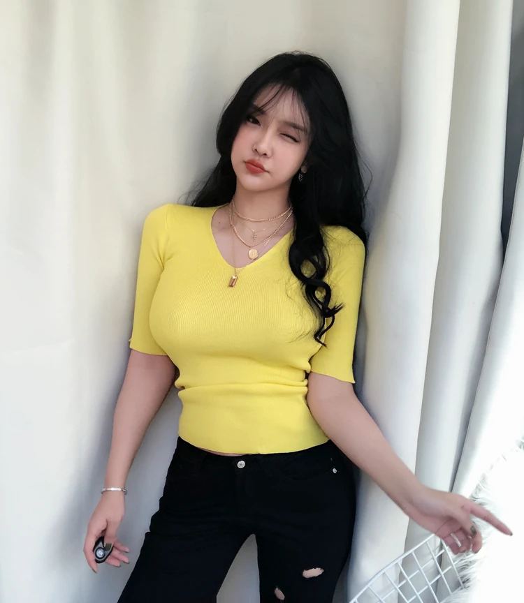 Новый тонкий летний топ Сексуальная футболка Женская эластичная Женский в