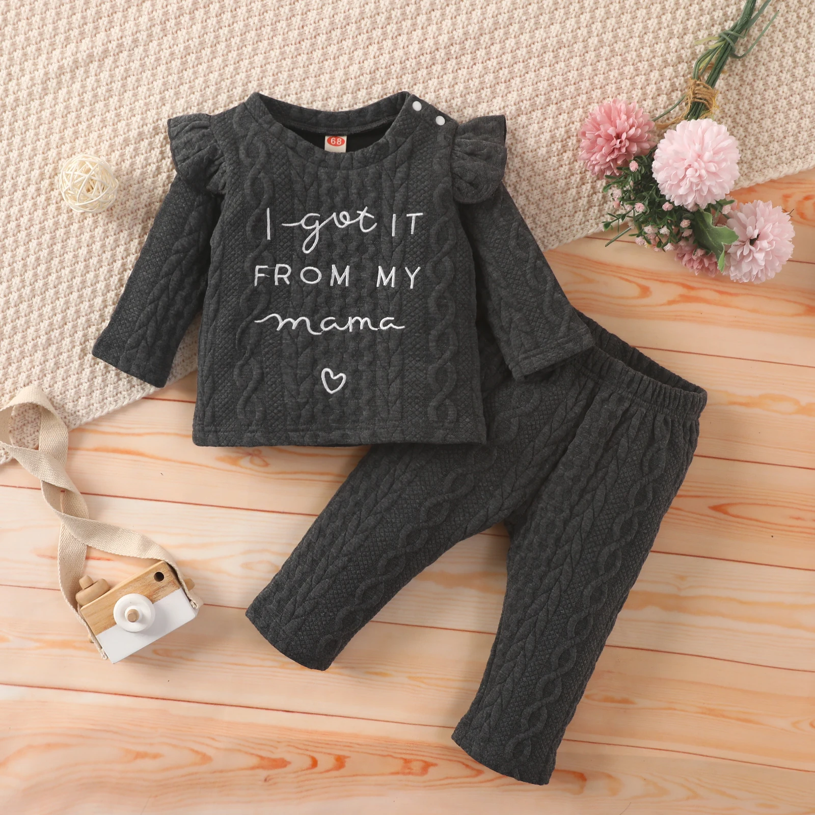

Spring Autumn 2Pcs Toddlers Baby Girls Casual Clothing Sets Newborns Letter Print Flying Sleeve Sweater Tops Elastic Pants 3-24M