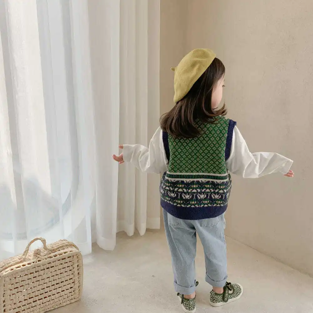 

Girls Retro Sweater Vest Spring 2021 New Children's Korean Style Fashion Vest Round Neck Sweater Top