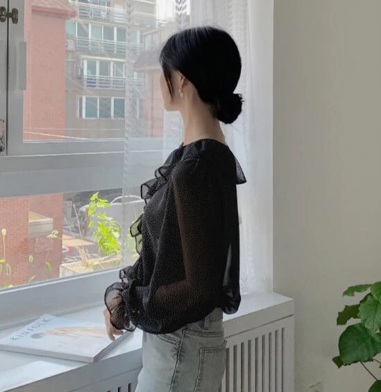 Милые блузки с оборками одежда в Корейском стиле топ расклешенными рукавами и V