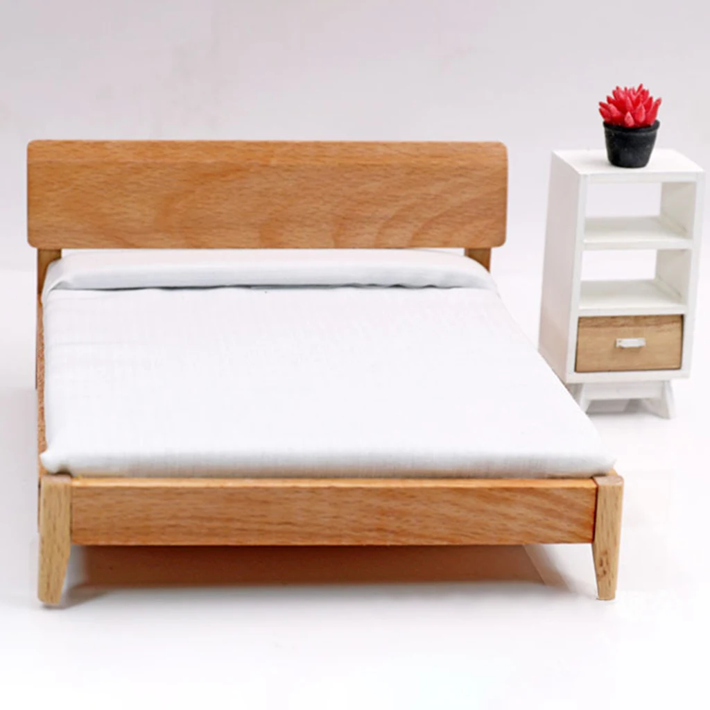 

1:12 Scale Dollhouse Mini Furniture Single Bed Model for Miniature Dollhouse Home Bedroom Ornament
