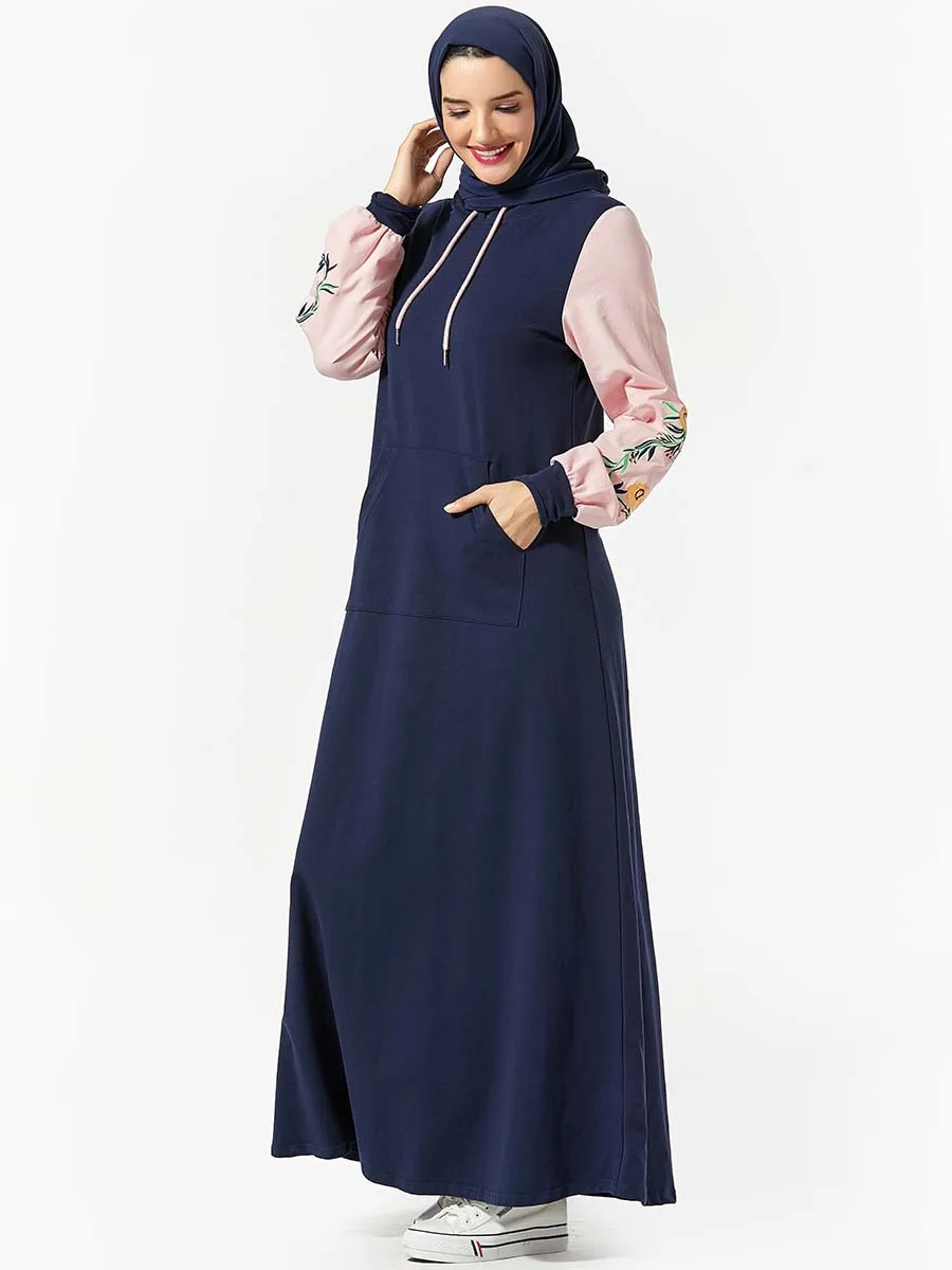 Женское длинное платье с вышивкой и капюшоном | Женская одежда