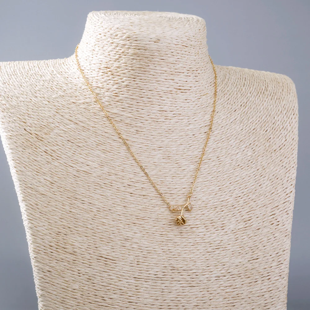 

Simple temperament Jewelry on the neck golden zircon rose flower pendant necklaces for women clavicle chain necklace female