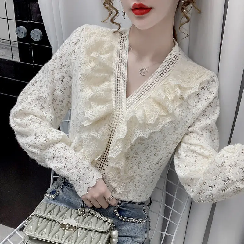 

2021 Spring Autumn Women Fashion V-neck Lace Blouses Shirts Female Long Lantern Sleeve Hollow Out Solid Color Tops Blouses L542