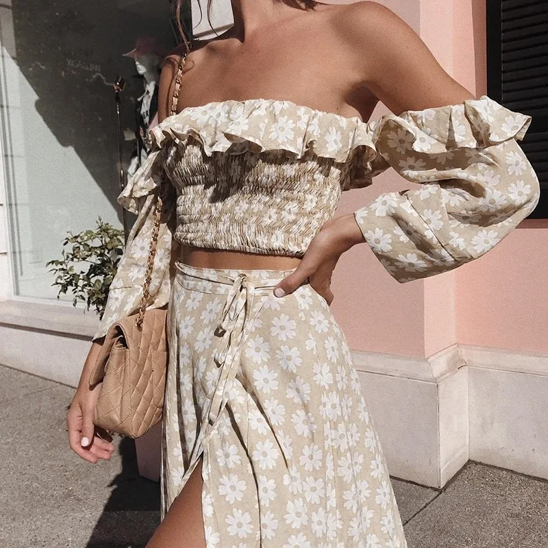 

Spring and summer new fashion set of fit European and American ruffle dress suit floral strapless A-line midi skirt