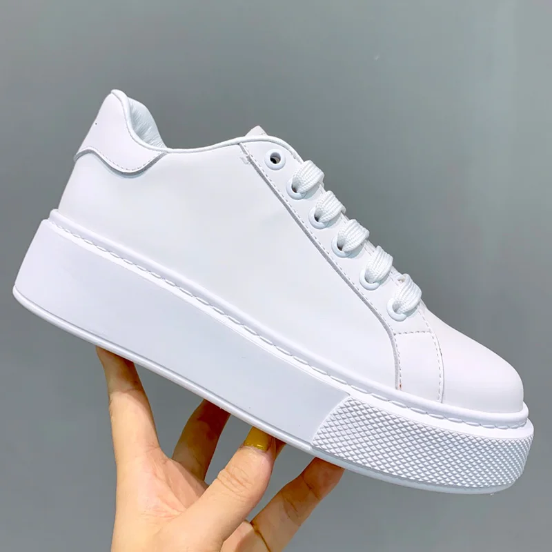

New 2021 Men's and women's sports running shoes Man Brand Couples Casual fashion Comfortable long run Anti-slip and wear-resist
