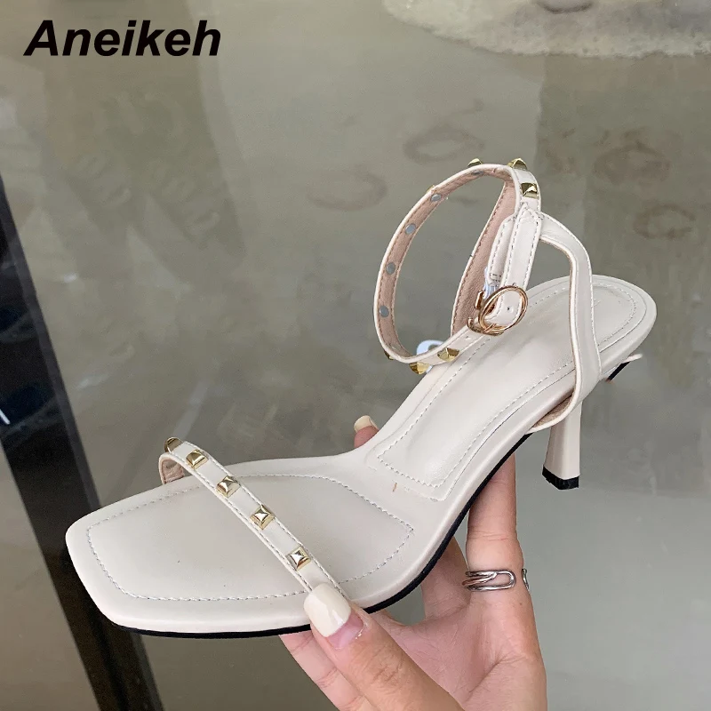 

Туфли на тонком каблуке Aneikeh, летняя модная однотонная обувь из искусственной кожи с заклепками и открытым носком, Офисная деловая обувь, ре...